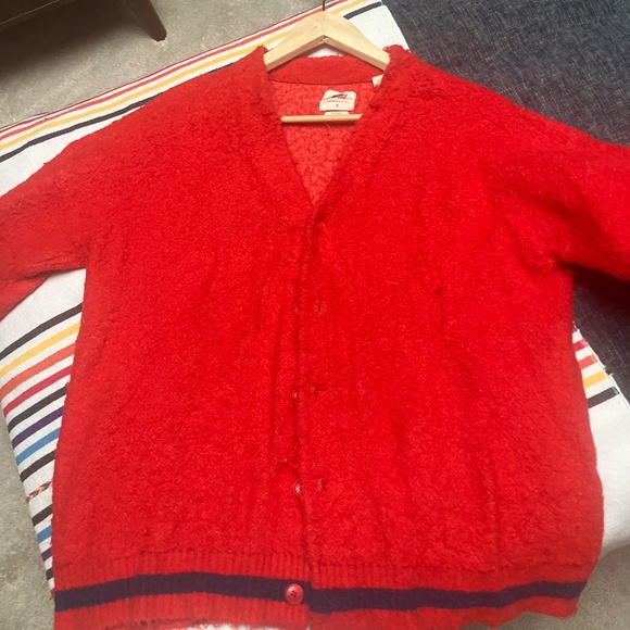 Red Levi cardigan - Picture 2 of 6